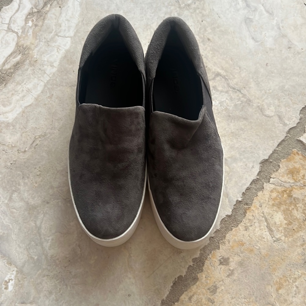 VINCE Warren Sneaker Grey Suede Platform. Slip-on style with elastic side goring
